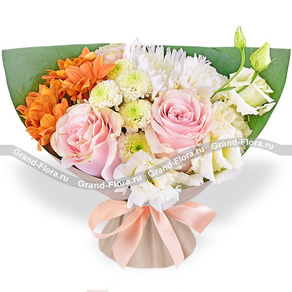 Цветочный луг – букет с белой эустомой и хризантемой